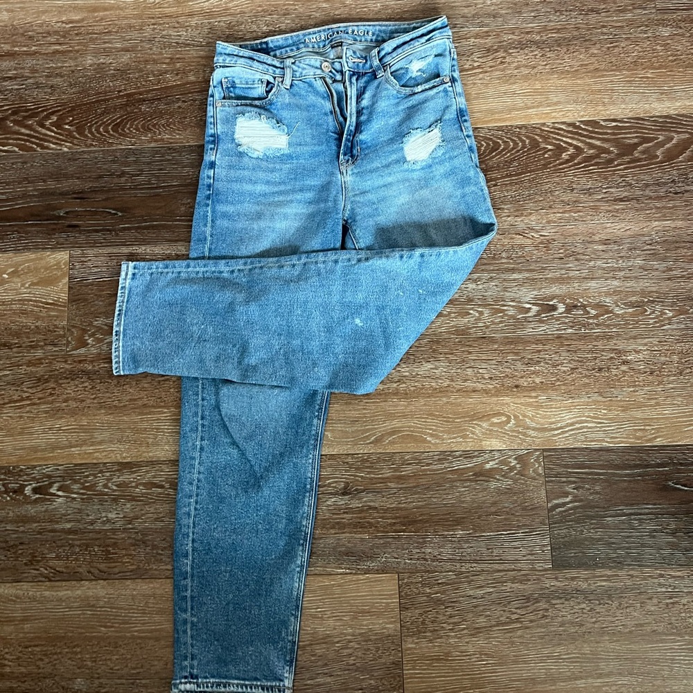 AE mom straight jeans